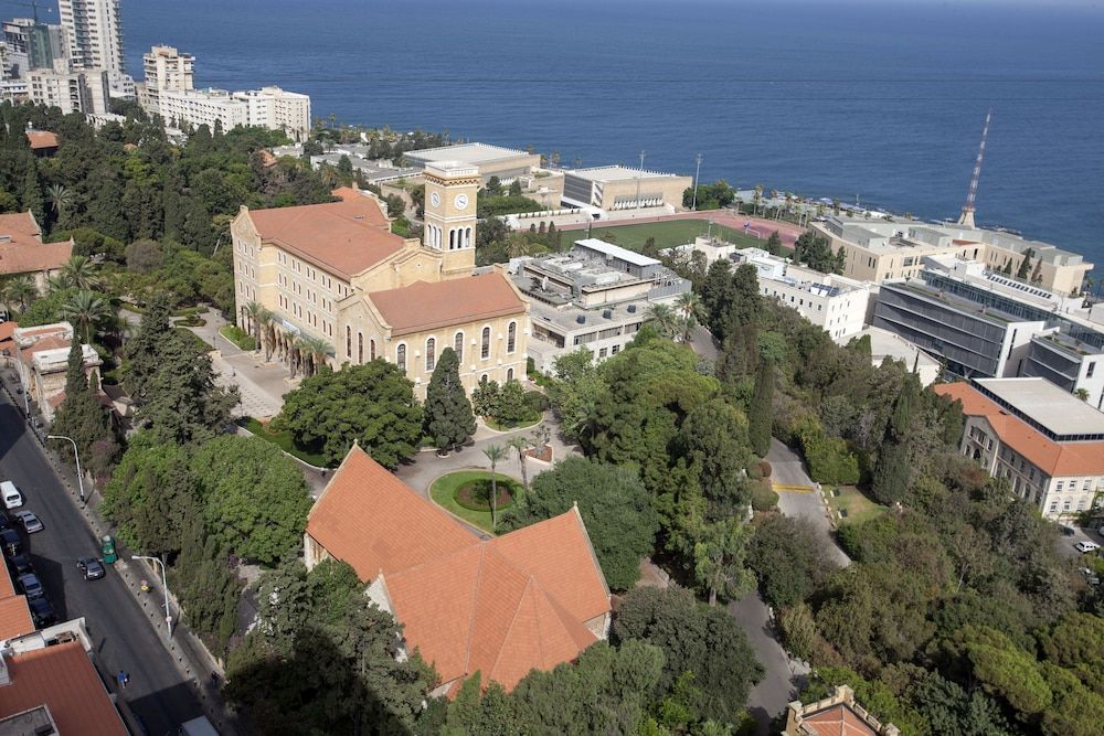 undefined 1866 Court & Suites 10