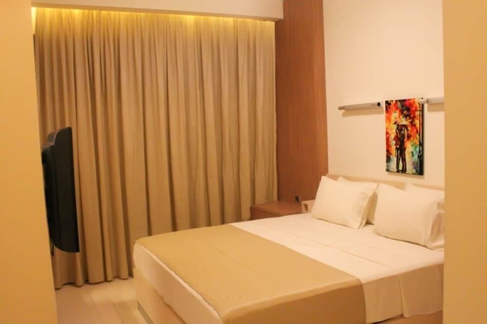 Hayali Suites V-VIP Junior Suite