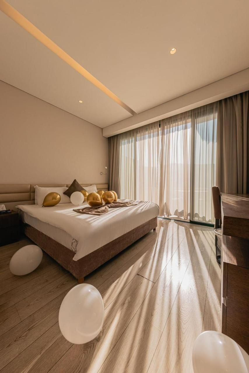 Standard Suite