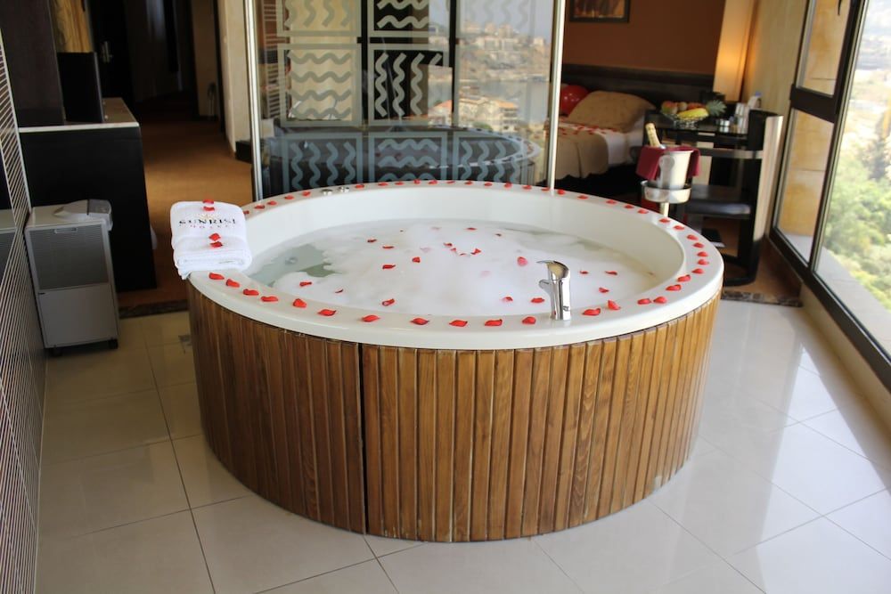 Sunrise Hotel Panoramic Suite 5