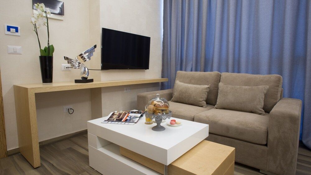 The Stay Furnished Apartments Studio, 1 Double or 2 Twin Beds 4