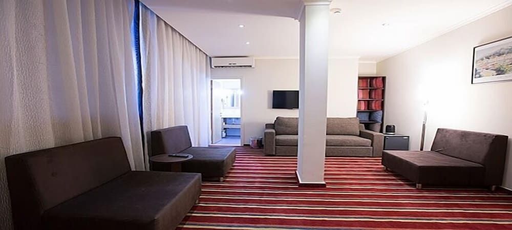 undefined The J Hotel & Spa 6