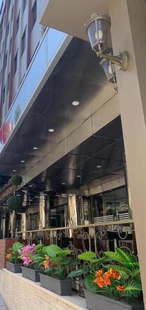 undefined Duroy Hotel 5