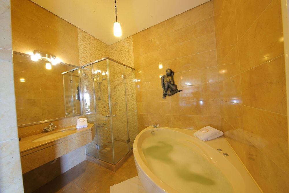 Siena Hotel Senior Suite 5