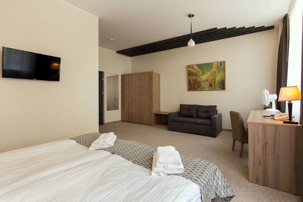 Old Town Trio Hotel Deluxe Twin Room 2