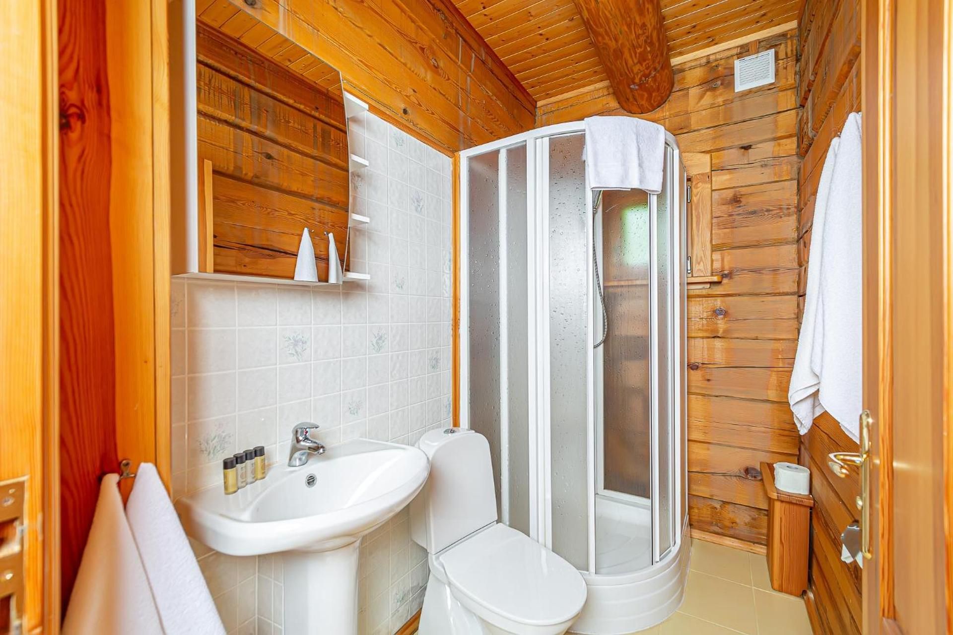 Cottage, Spa Included