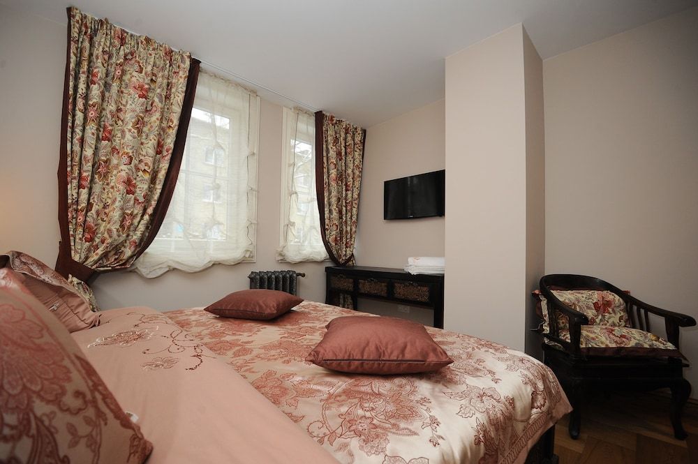 Argo Trakai Superior Double Room, City View 4