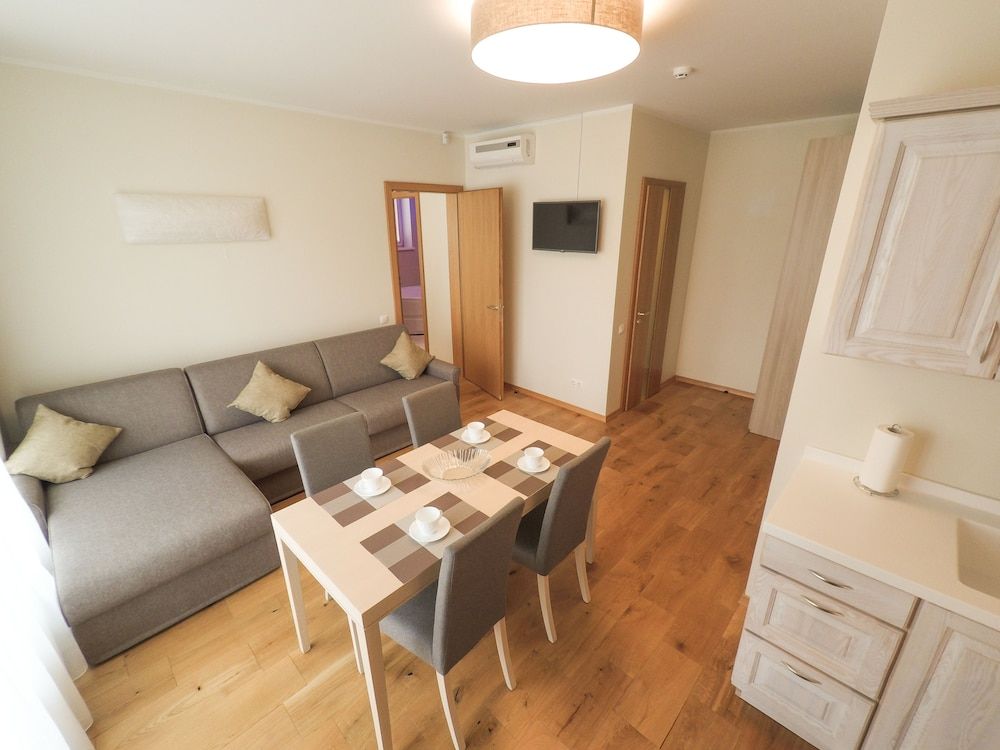 BaltHouse Luxury Apartment, 1 Bedroom, Balcony 8