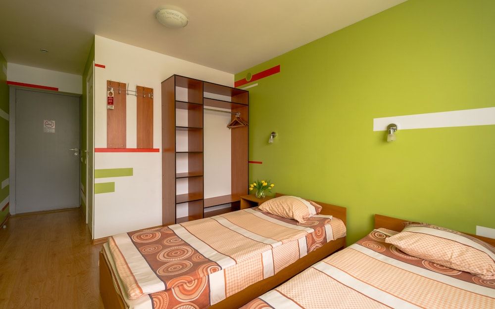 Sport Hotel Economy Twin Room 2