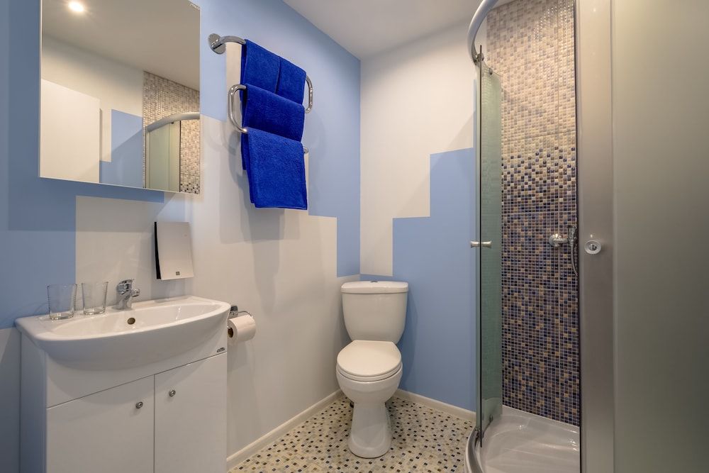 Sport Hotel Family Room, 2 Bedrooms 5