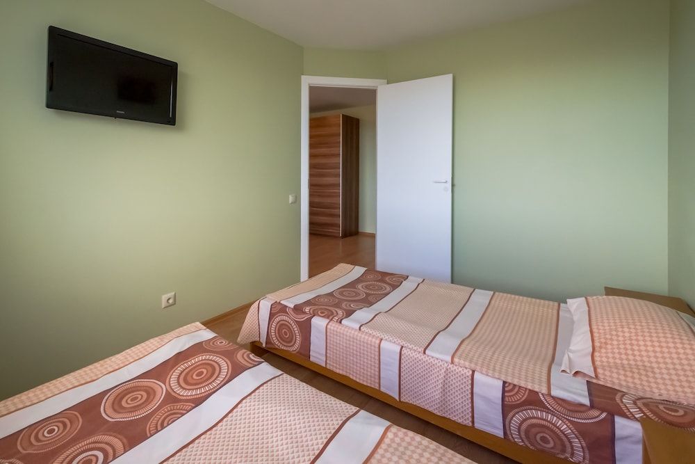 Sport Hotel Family Room, 2 Bedrooms 3