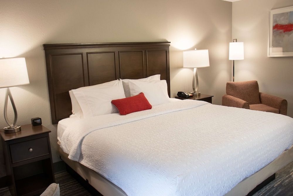 Room, 1 King Bed, Non Smoking