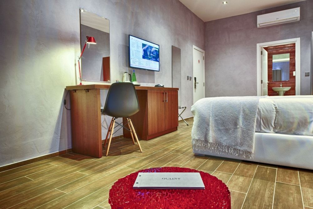 Quaint Boutique Hotel Xewkija Comfort Room (Twin Beds x2 Available on Request) 10