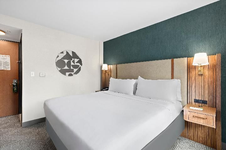 undefined Holiday Inn Manhattan 6th Ave - Chelsea by IHG 6