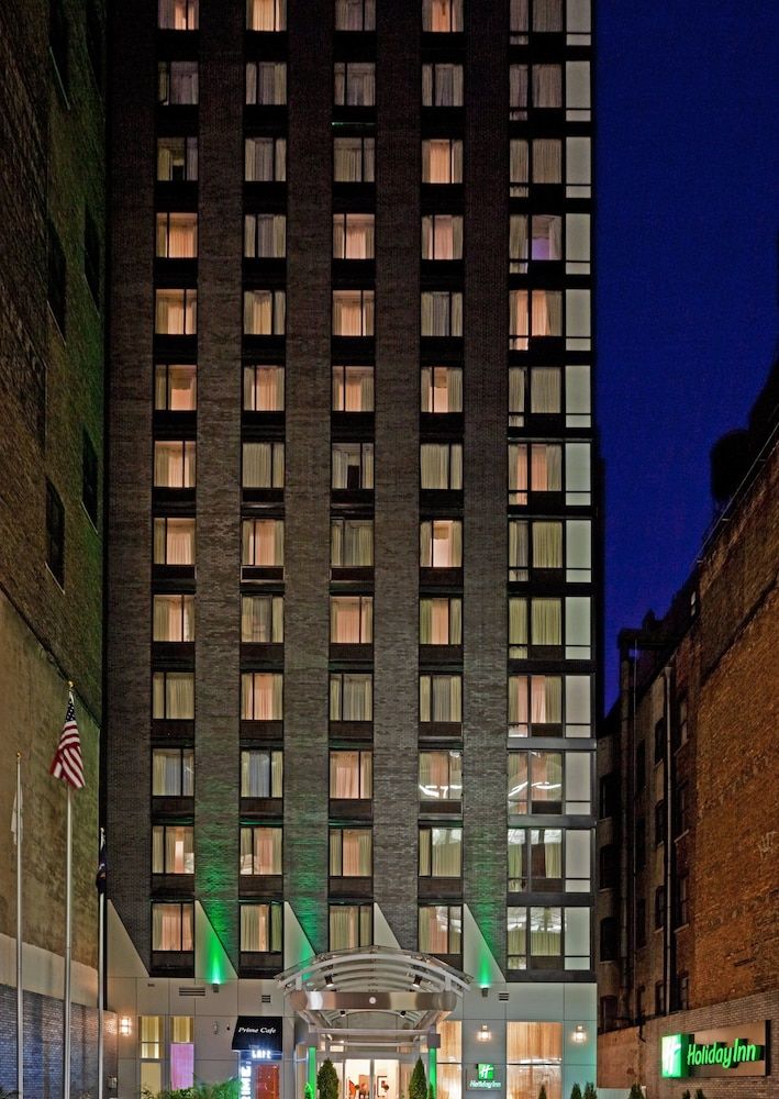 undefined Holiday Inn Manhattan 6th Ave - Chelsea by IHG 5