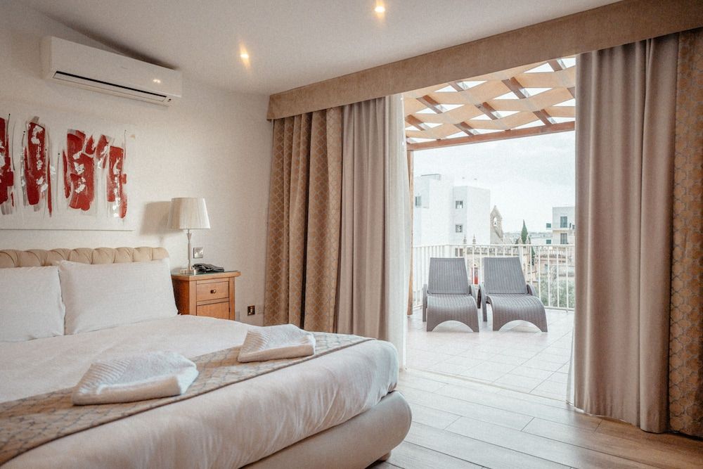 Palazzo Violetta Deluxe Suite, Terrace 12