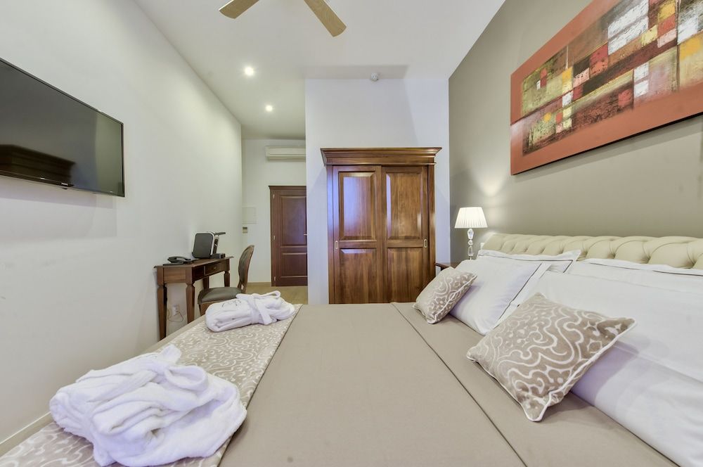 Palazzo Violetta Standard Suite 5