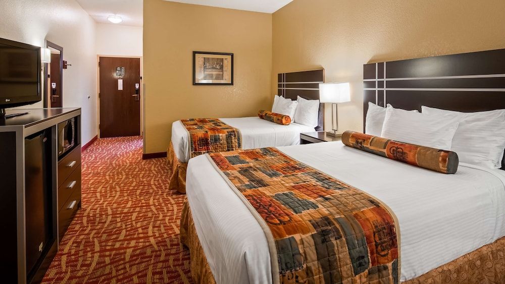 Standard Room, 2 Double Beds, Non Smoking, Refrigerator & Microwave