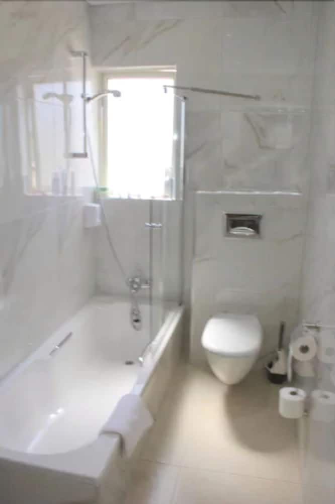 Allegro Hotel Double Room (or Twin) 5