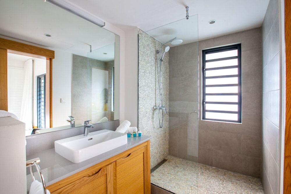 Marguery Villas by MJ Holidays Deluxe Villa, 3 Bedrooms 4