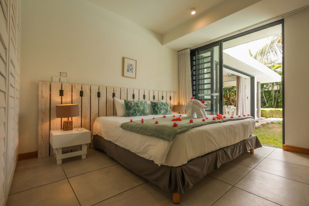 Marguery Villas by MJ Holidays Premier Villa, 4 Bedrooms (Prestige) 2