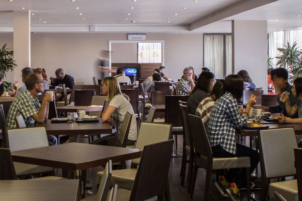 undefined Holiday Inn Express London-Royal Docks, Docklands by IHG 8