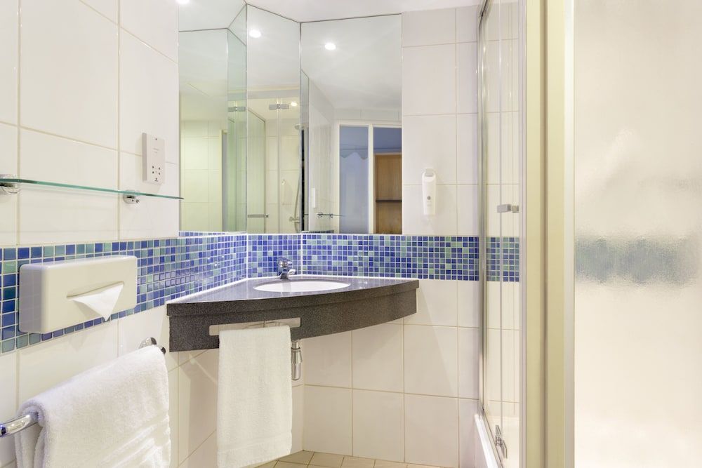 undefined Holiday Inn Express London-Royal Docks, Docklands by IHG 10