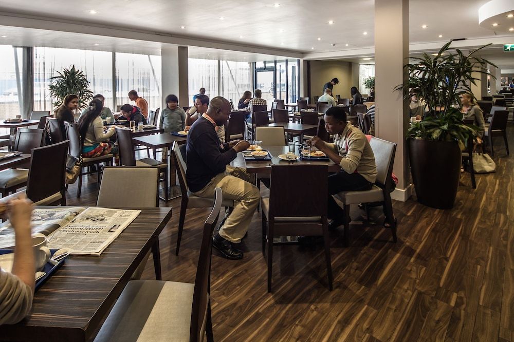 undefined Holiday Inn Express London-Royal Docks, Docklands by IHG 10