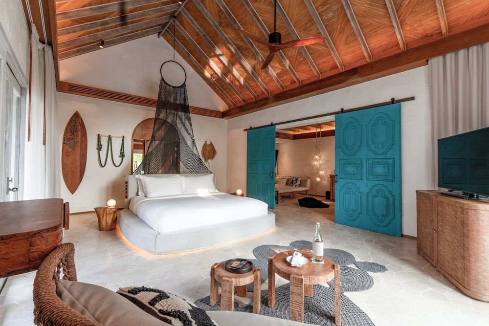 Sunset Deluxe Beach Villa with Private Pool