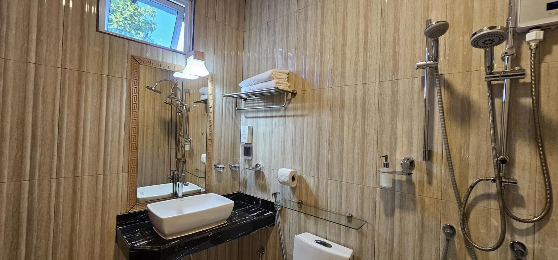 Sevinex Inn Double Room with Balcony 3