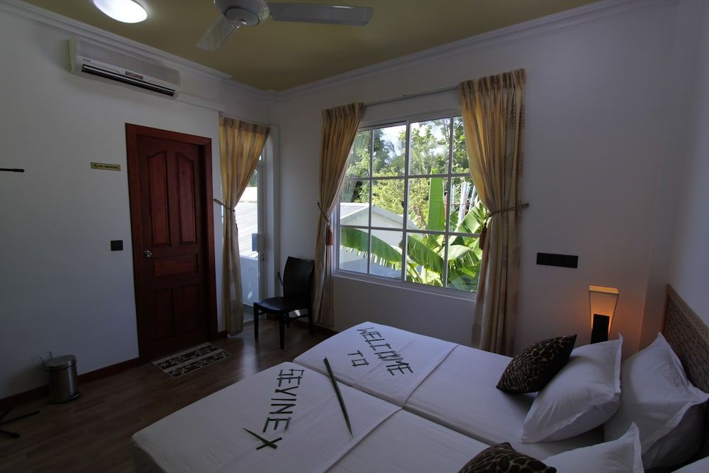 Sevinex Inn Deluxe Room, Balcony 2