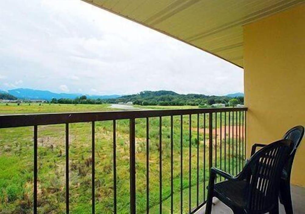 Standard Room, Non Smoking, Balcony