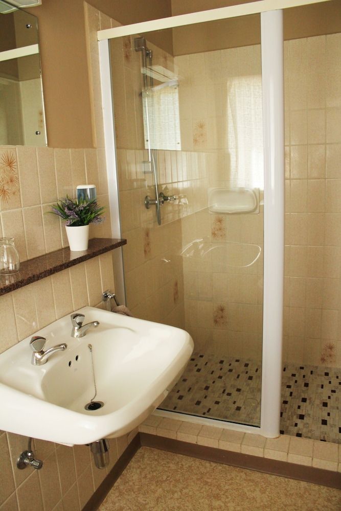 Omaruru Guesthouse Standard Room, 1 Queen Bed 2