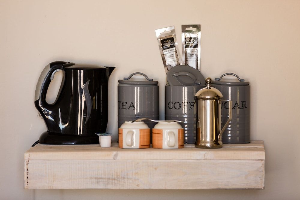 Elegant Desert Lodge Twin Room 5