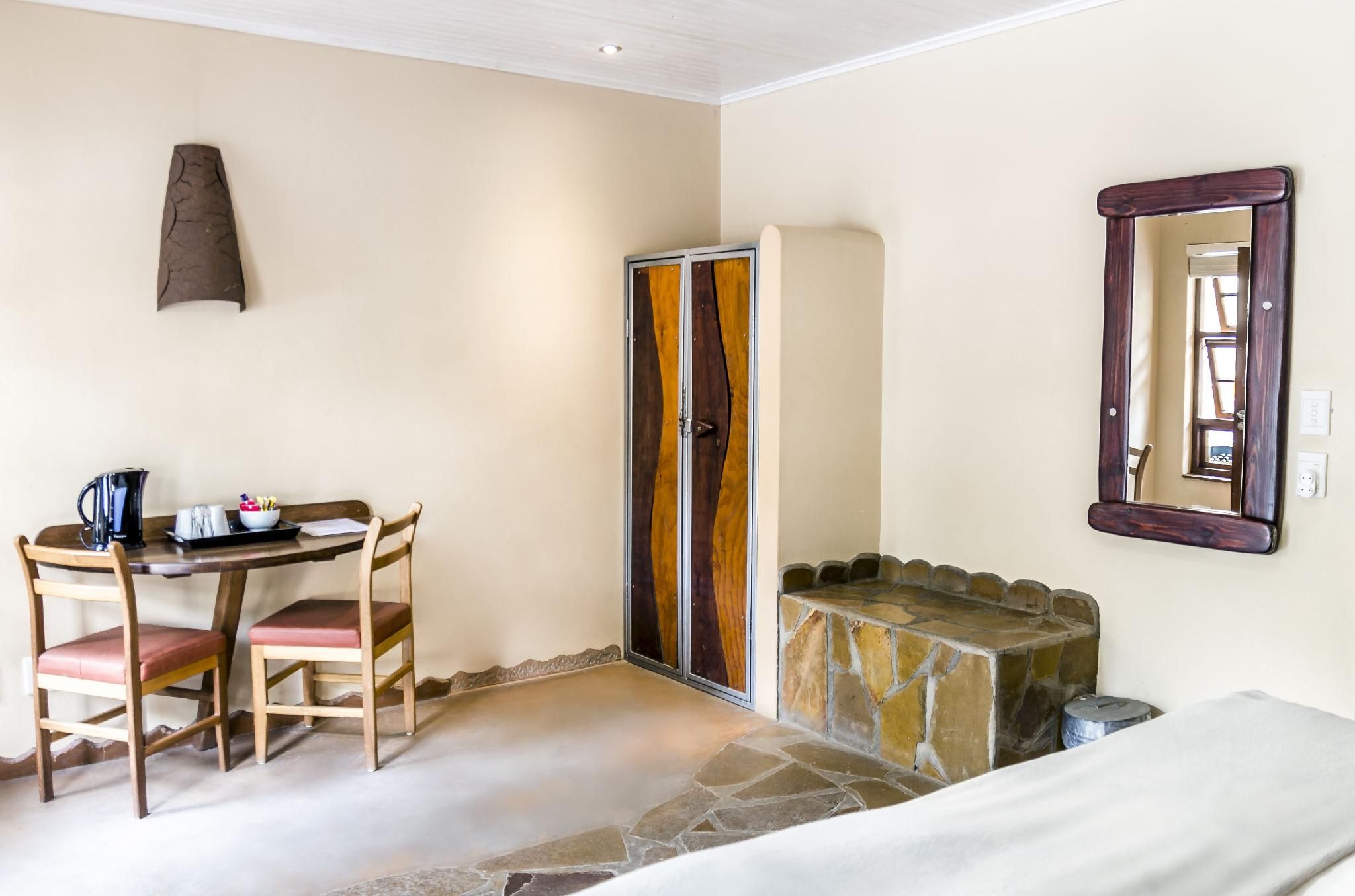 Twin Room with Shower