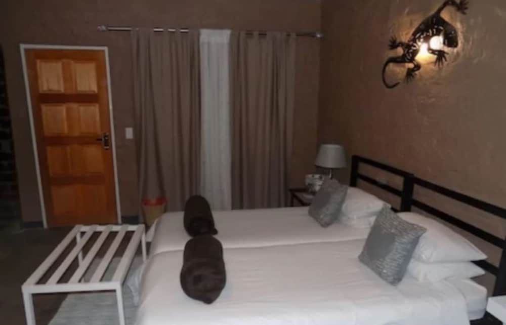 Eldorado Guest House & Camping Triple Room 4