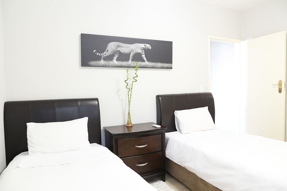 Tilla's Guesthouse Self-Catering Luxury Apartment 6