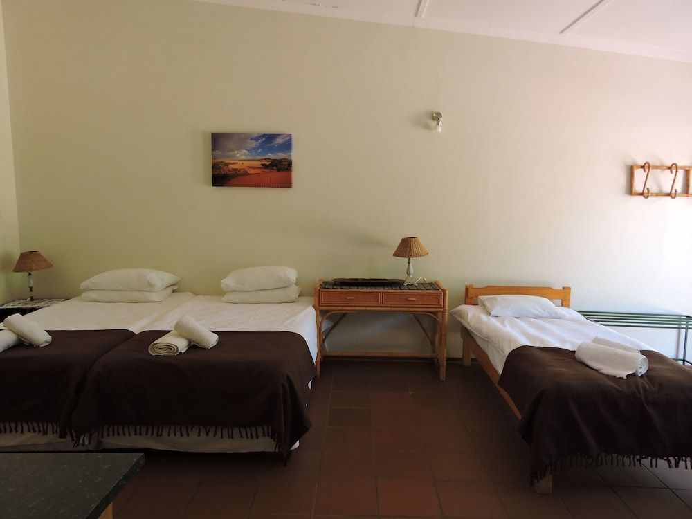 Savanna Guest Farm Family Unit 2