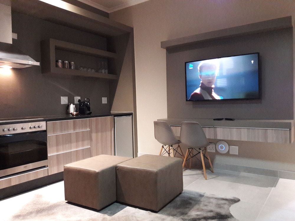 Atlantic Apartments Apartment, 2 Bedrooms 5