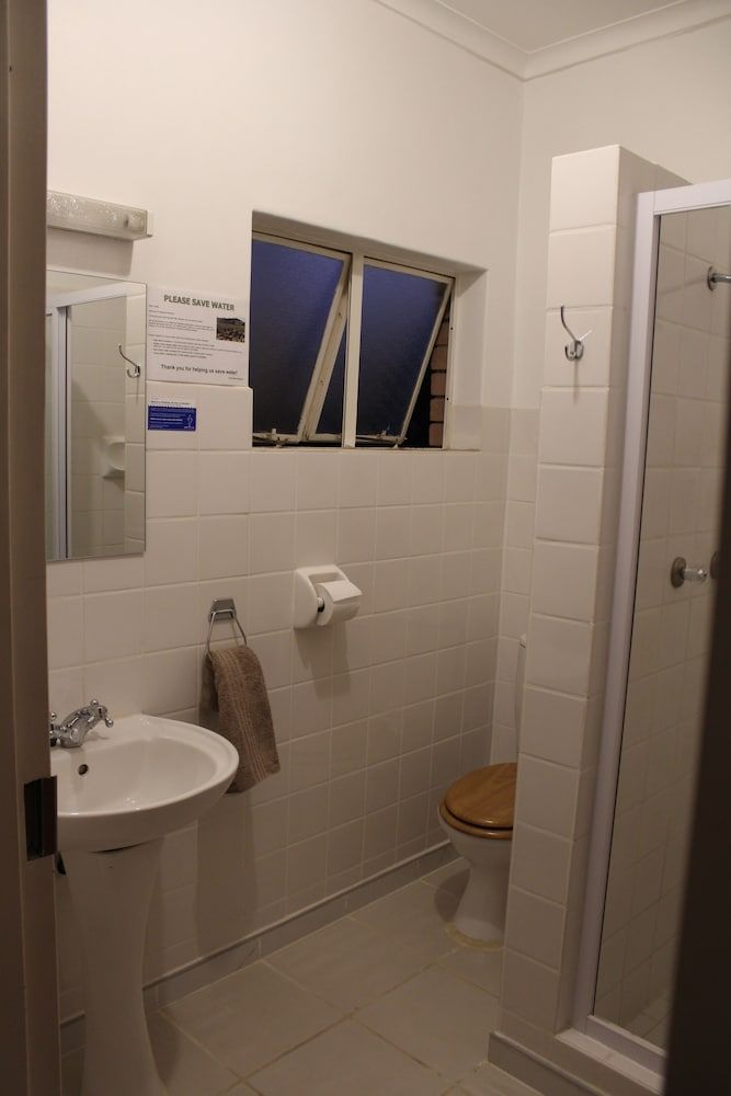 Hotel Uhland Standard Double Room 7