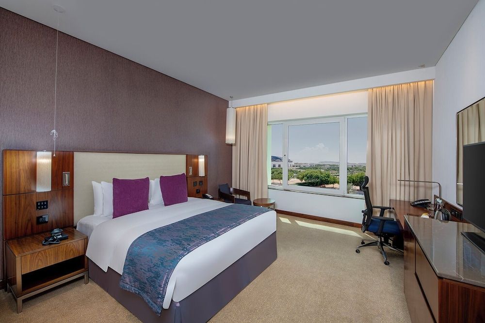 undefined Crowne Plaza Muscat OCEC by IHG 8