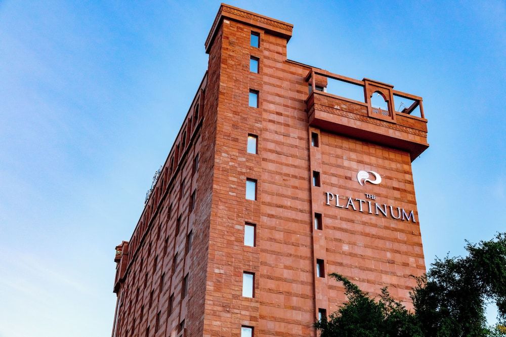 undefined Platinum Hotel 2