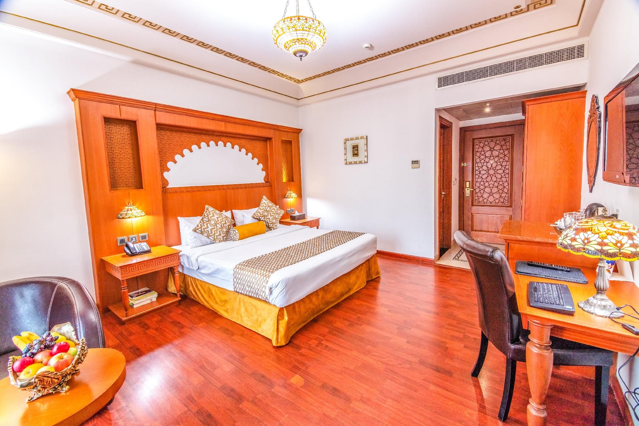 undefined Platinum Hotel 10