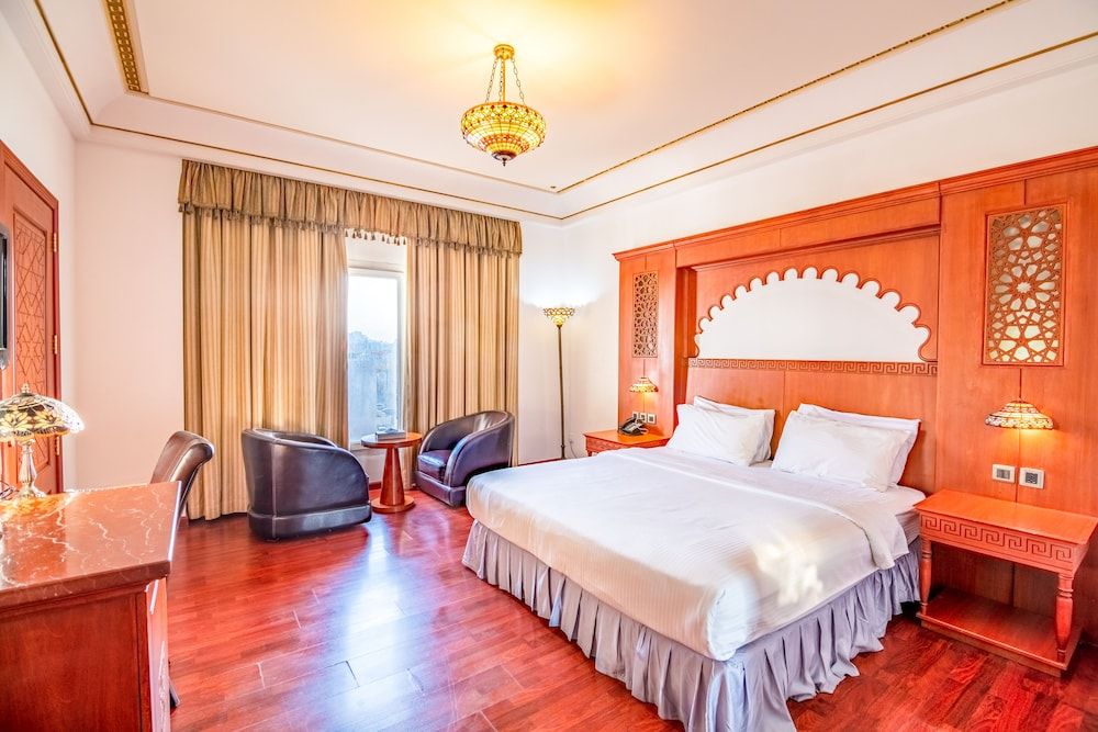 undefined Platinum Hotel