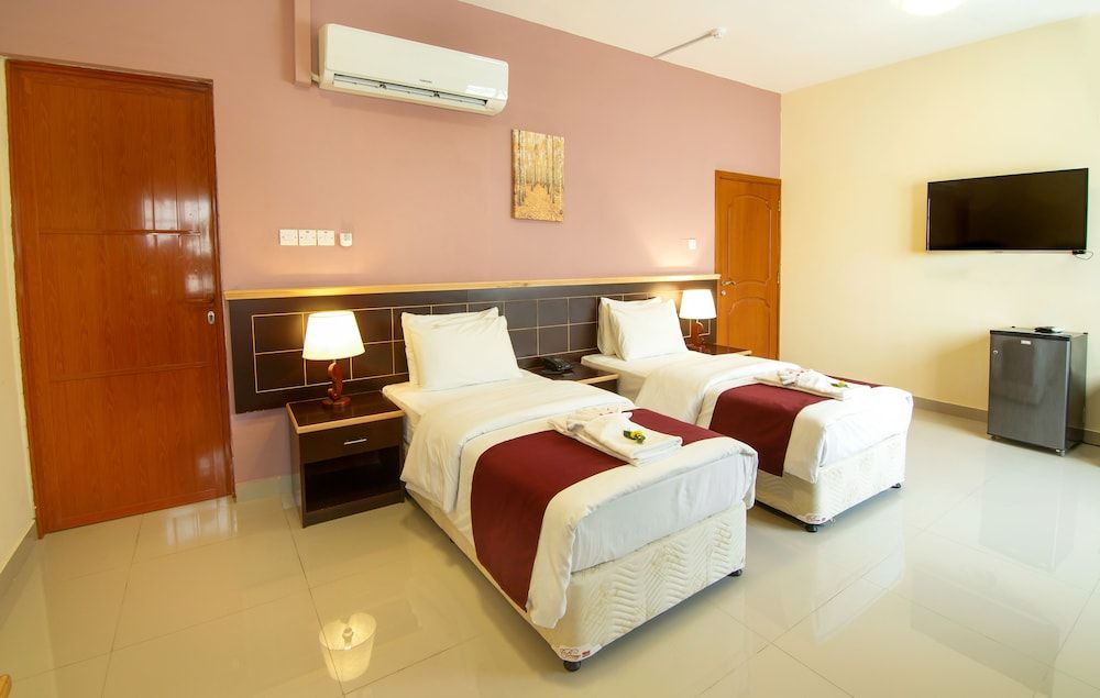 Mutrah Hotel Twin Room 6