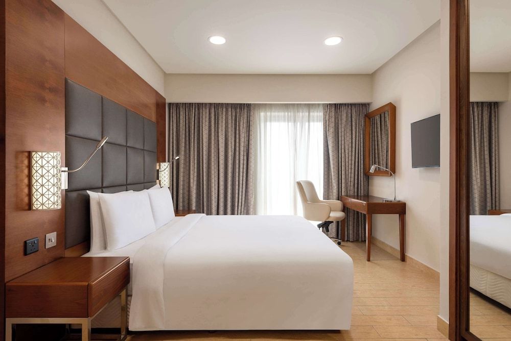 undefined Levatio Suites Muscat, a member of Radisson Individuals 3