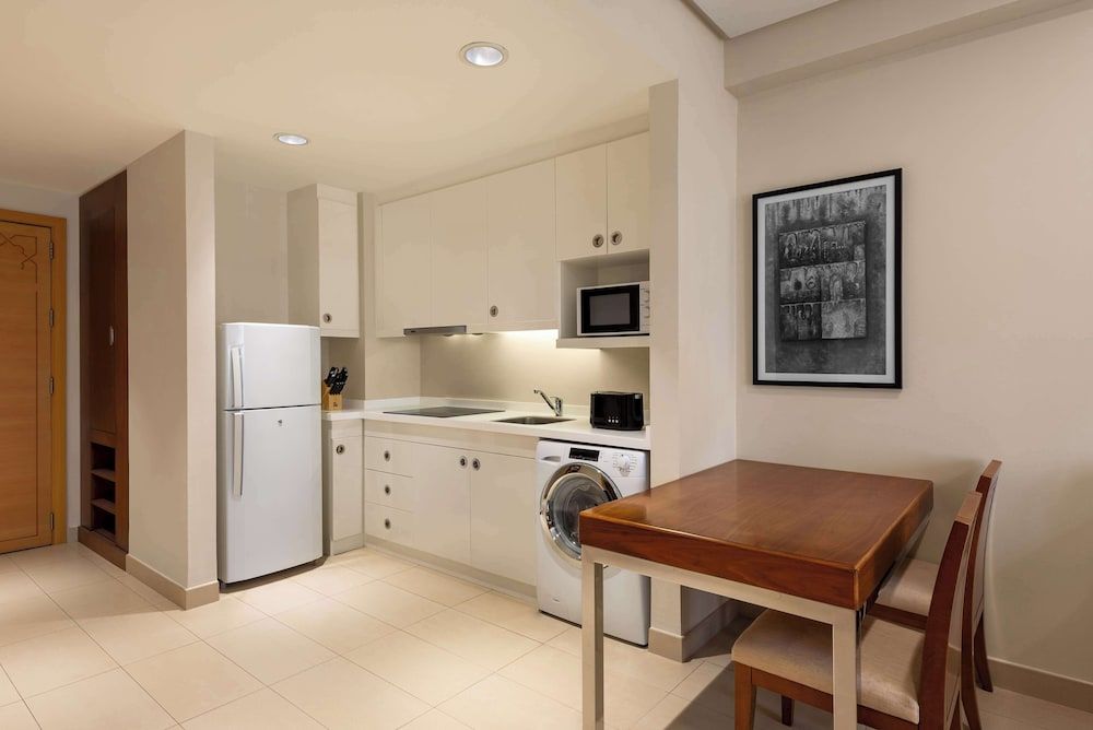 undefined Levatio Suites Muscat, a member of Radisson Individuals 7