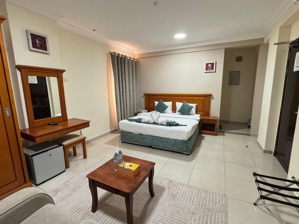 Al Murooj Hotel Apartments Standard Double Room 6
