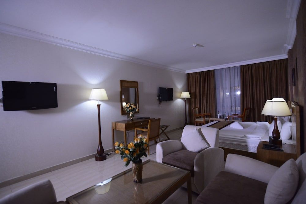 City Center Hotel Classic Suite 2