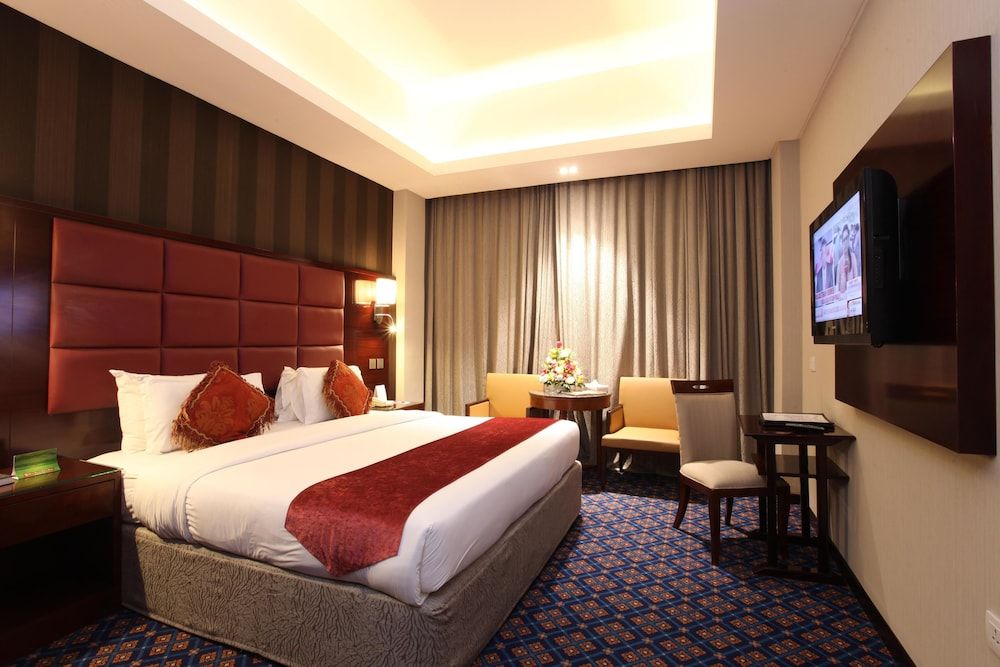 undefined Ramee Guestline Hotel Qurum 5